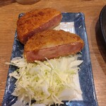 磯丸水産 - 厚切りハムカツ