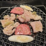 Sumibi Yakiniku Yotsuya Sansei Yotsuya Honten - 