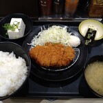 Matsu no Ya Kawasaki Ginza Gai Ten - 得朝ロースかつ定食