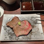 Wagyu Yakiniku Tobiuishi Iidabashi - 