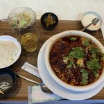 Sichuan Senpu Shinbashi Ten - 豚肉の四川風激辛煮込み定食