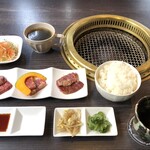 Grill Dining Masatora - 牛３種定食（税込1550円）