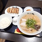 Fukumiya Tenmanya Ten - 餃子セット（960円）2024年1月