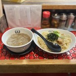 Tsurukame Hon Ten - 魚介醤油つけ麺 1,040円