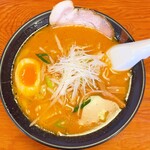 Ramen Hachibee - コク味みそ/豚ロース