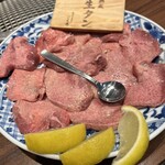 Yakiniku Horumon Zakuro Kasugai Ten - 