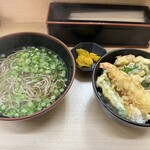 Eki Udon Suita Ten - 