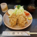 Jinya - カキフライ定食