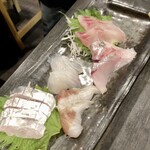 大山どり 海鮮 凜 - 刺身盛り合わせ　1,200円(税抜)