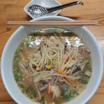 Men Kinsei 3L's - 味噌野菜ラーメン