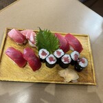 Top Zushi Honten - マグロづくし