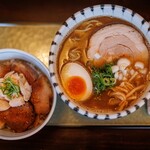 麺屋 八っすんば - 料理写真: