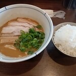 鶏そば ふじ田 - 鶏白湯ブラックとごはん