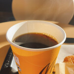 McDonald's Ise Ten - たっぷりコーヒー
                      ワタシはマックのコーヒーはめっちゃ旨いと思っている