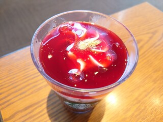 Starbucks Coffee Yokkaichi Odaira Ten - ルージュオペラフラペチーノ(790円)