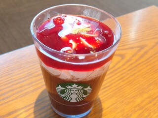 Starbucks Coffee Yokkaichi Odaira Ten - ルージュオペラフラペチーノ(790円)