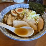 Jidori Chuka Soba Sayama - 手揉みワンタン麺味玉付きにチャーシュートッピング