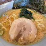 Yokohama Iekei Ramen Makuriya Inazawa Ten - 