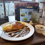 MASTARS CAFE Yakuin Ten - ビーフデミグラス・オムライスランチ(990円：税込：カード可）。提供までは10分ほど。