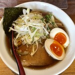 Chuka Soba Sakauchi - 煮干しそば（背脂なし） 850円
                      煮卵 120円 味ねぎ 200円　計1,170円