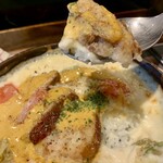 Pesce Nitro - スモーク薫る美味しいチキン！アボカド、トマトがベシャメルソースで一体化♪旨いネ。