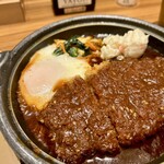 Yayoi Ken Tatebayashi Midoricho Ten - 味噌かつ煮定食