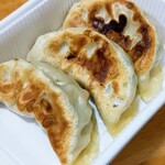 Chukagai Gyoza Kan - 特製ジャンボ焼き餃子