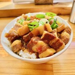 Kinryo - 牛肉麺と魯肉飯のセット