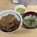 Nandoki Ya - 牛めし(並)、750円