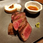 Howa Omote Sando - A5黒毛和牛とお野菜の炭火焼き盛り合わせ