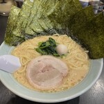 Yokohama Iekei Ramen Konshinya Hamamatsu Ten - 