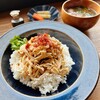 トモスカフェ - 料理写真:鶏肉飯（ジーローハン）