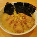 ラーメンショップ新興軒 - とんこつチャーシューメン