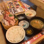 Mekiki no Ginji Shinyamaguchi Shinkansenguchi Ekimae Ten - 本日の刺身定食（¥1180）