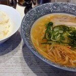 麵屋カモメ亭 - 