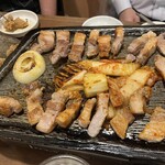 Korean Tonbuza Shinjuku Ten - 