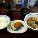 山田うどん食堂 - 