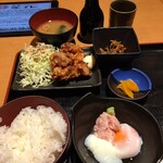 Taishu IZAKAYA Eight Hanzomon Ten - 唐揚げ、ネギトロ（温玉）