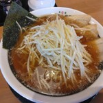 Menpachi Ya - 豚骨醤油ラーメン