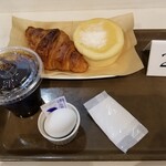 VIE DE FRANCE Ikebukuro Ten - トースト待ち。