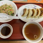 スタミナラーメン のぶちゃん - 半チャーハン＋餃子