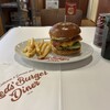 REDS' BURGER DINER - 