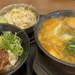 カルビ丼とスン豆腐専門店 韓丼 - 