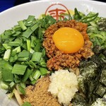 Rairai Tei Kurashiki Nakasho Ten - 台湾まぜそば¥980内　ニンニクは卓に無いので店員に直接頼む