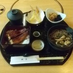 Ginza - うな重とハーブ鶏山菜そば膳