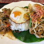 Thai Bussarin - 