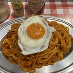 Spaghetti no Pan Cho Kashiwa Ten - ナポリタン(メガ)目玉焼き付き　990円税込