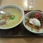 Sugakiya Gifu Masa Ten - ラーメンと牛丼？