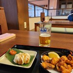 蔵の湯 - おつまみが来る前に、ダイブ生ビール飲んじゃってた(笑)