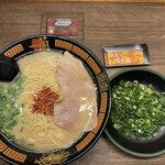 Ichiran Koga Sa Ten Kudari - ラーメン1.5倍麺　追加ネギ